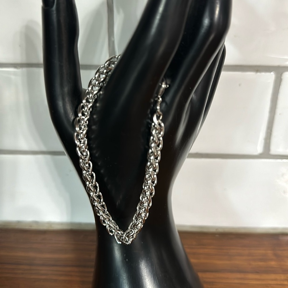 Silver Chain Necklace. Titanium interlocking link. 6mm 8.3" long